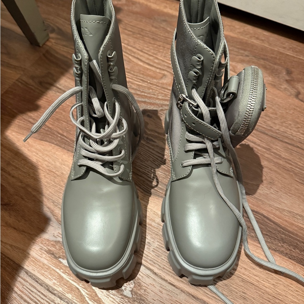 Prada Monolith Lace-Up Combat Boots in Light Gray with Removable Pouch - Picture 6 of 7